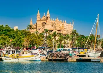 Scopri la Città Vecchia di Maiorca e le sue spiagge